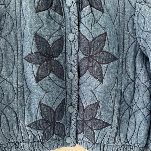 Free People Quinn Quilted Denim Jacket XS NWT Blue Floral Embroidered Boho - Picture 3 of 8
